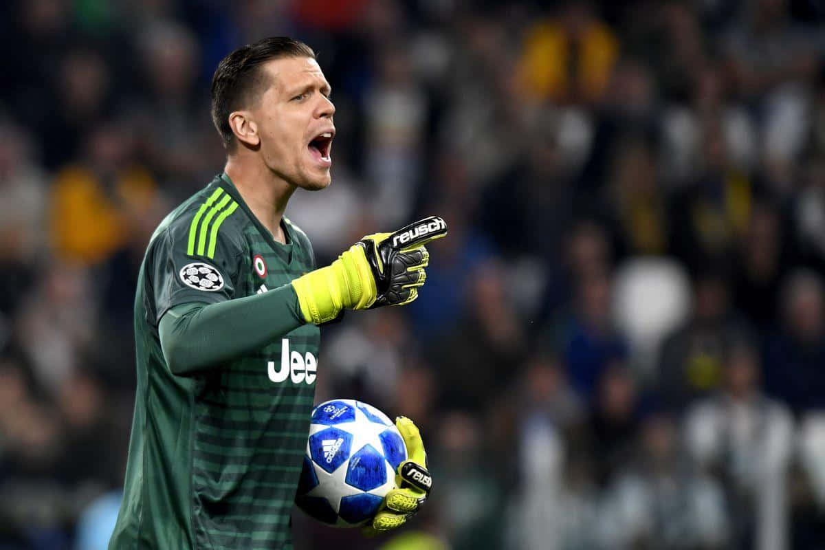 1200x800 Download Wojciech Szczesny, a Professional Footballer Wallpaper