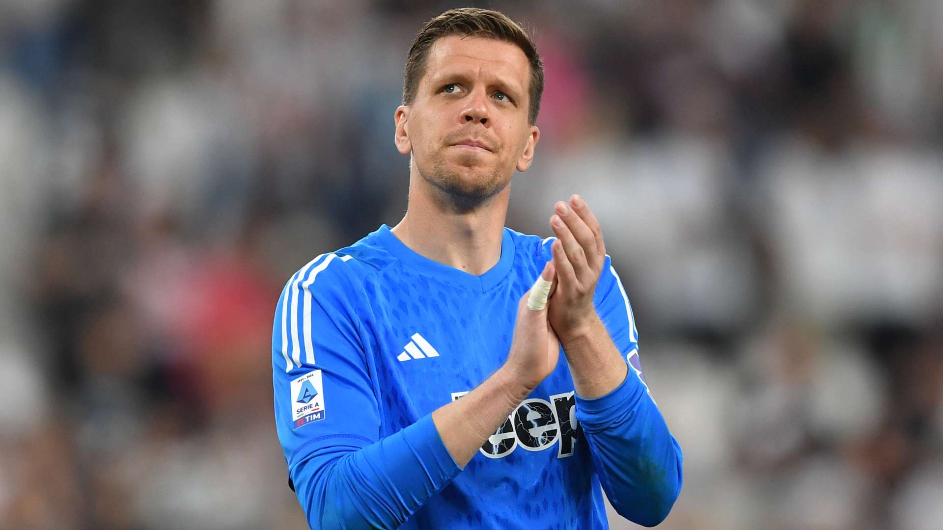 1920x1080 Wojciech Szczesny Considering Barcelona Move Just Weeks After Ex Arsenal Goalkeeper Announced Shock Retirement. Goal.com US