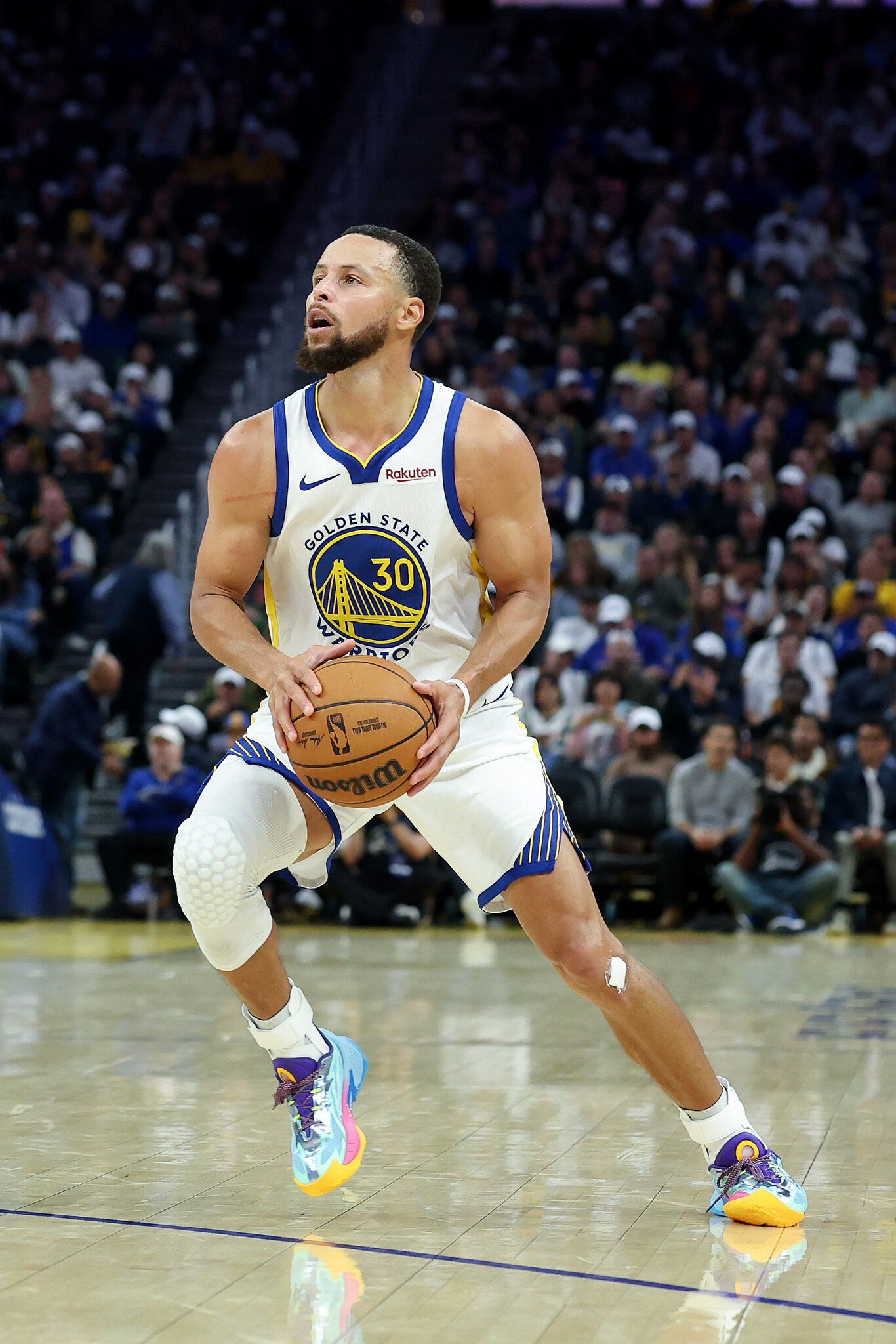 1366x2048 Steph and Dell Curry on the Current Era of Basketball