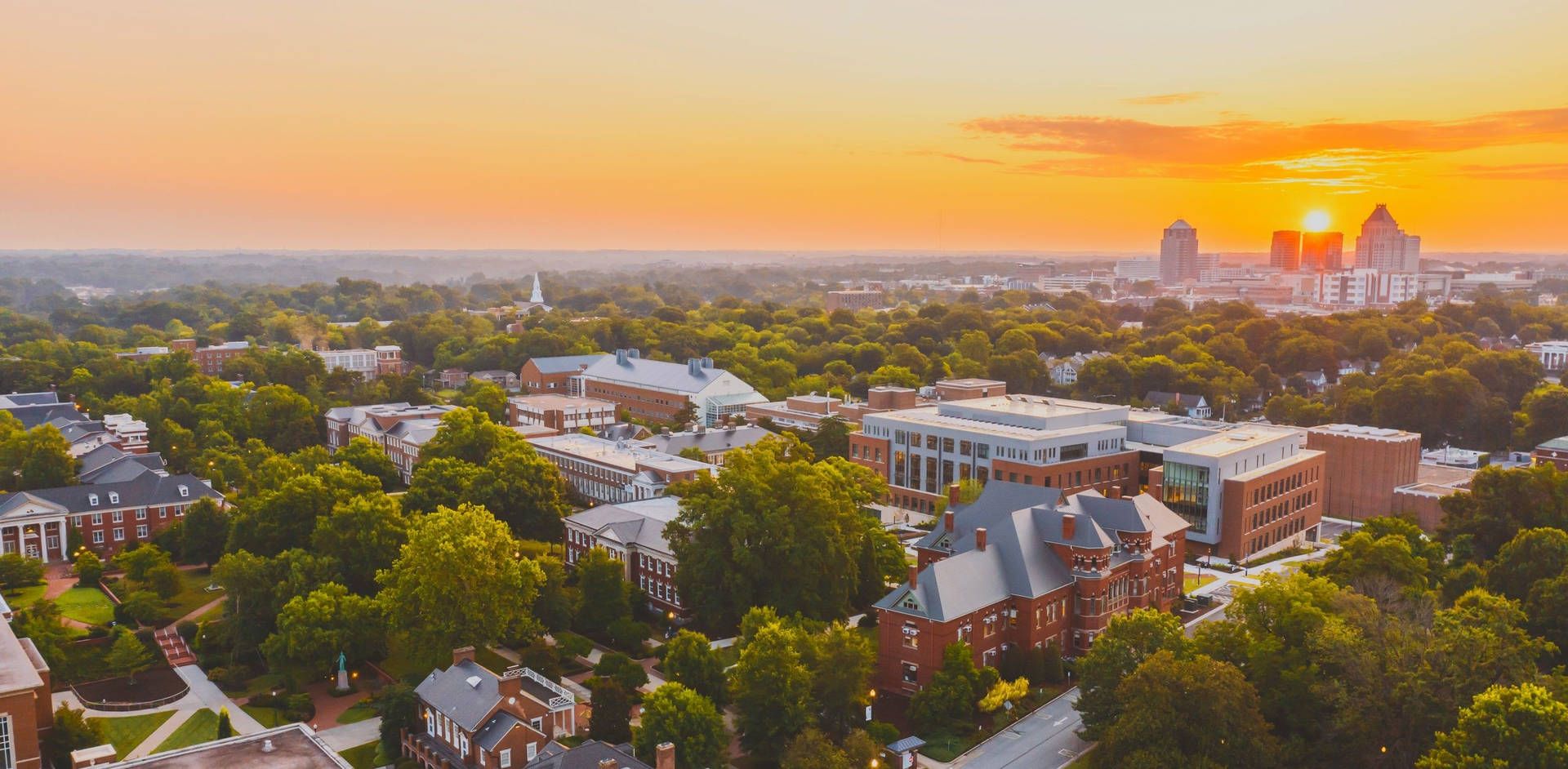 1920x942 Download Vanderbilt University Sunset Sky Wallpaper