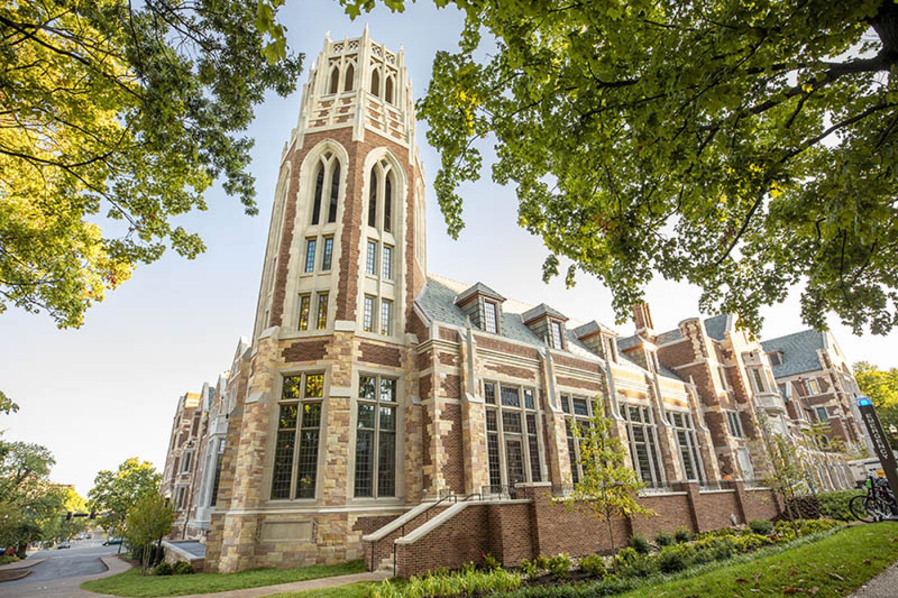 1800x1200 Vanderbilt University