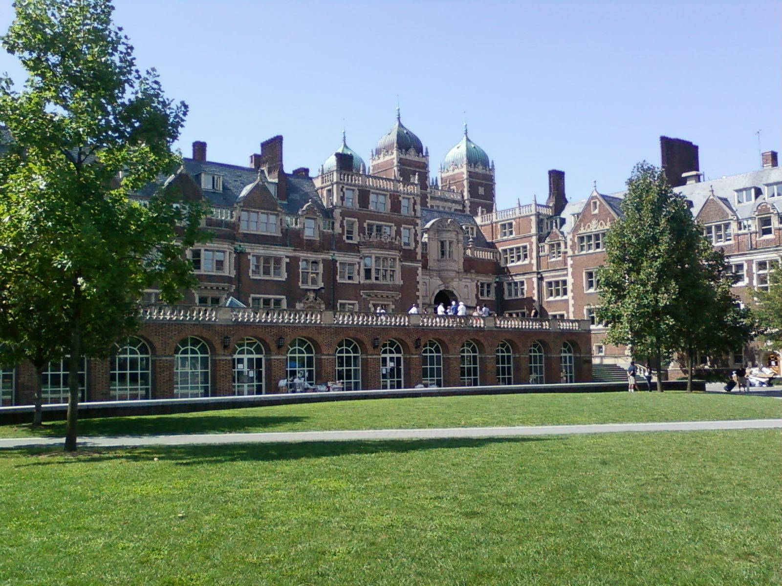 1600x1200 Download Caption: Majestic Scenery of University Of Pennsylvania Dormitories Wallpaper
