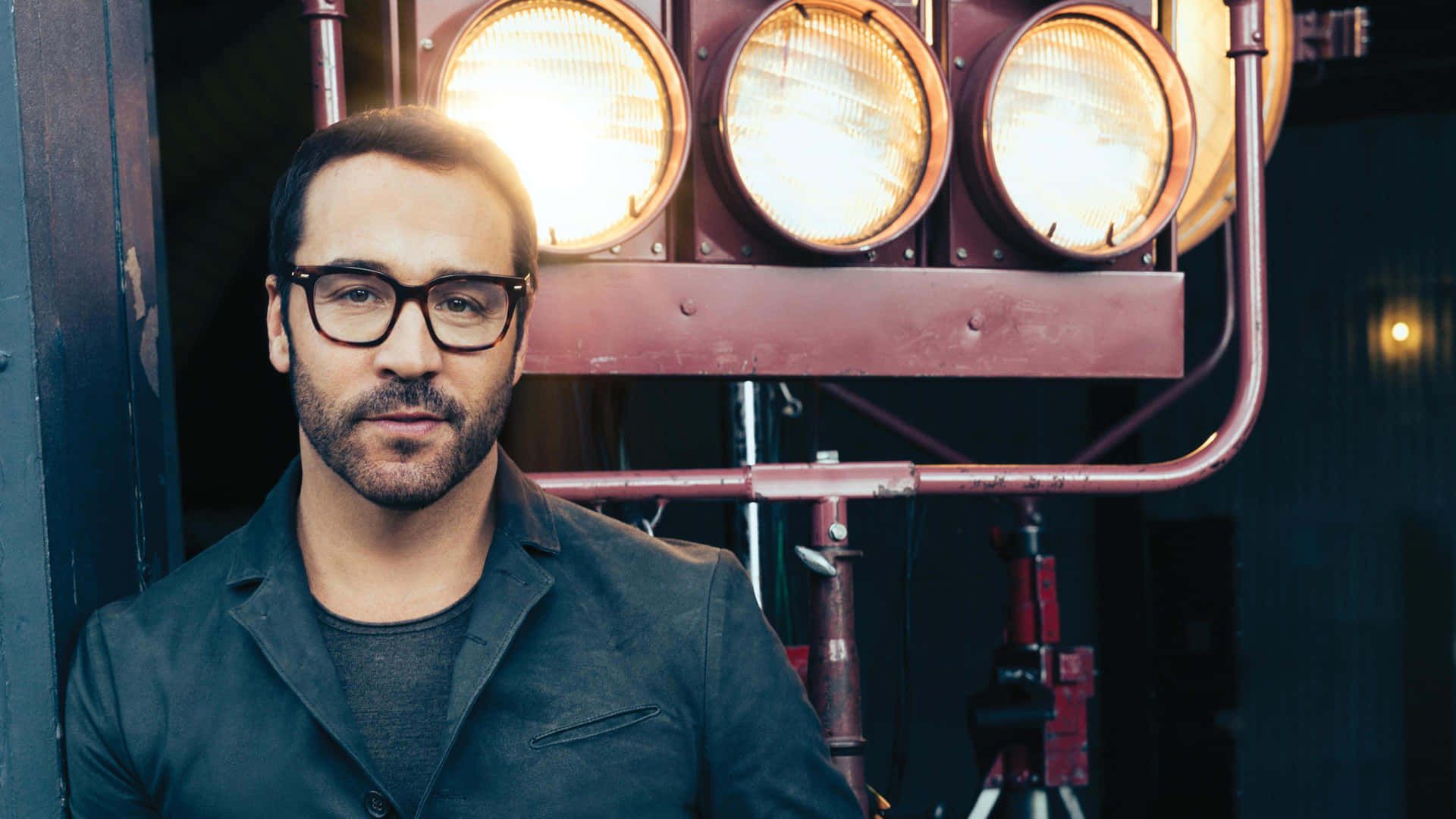 1920x1080 Download Jeremy Piven Wallpaper