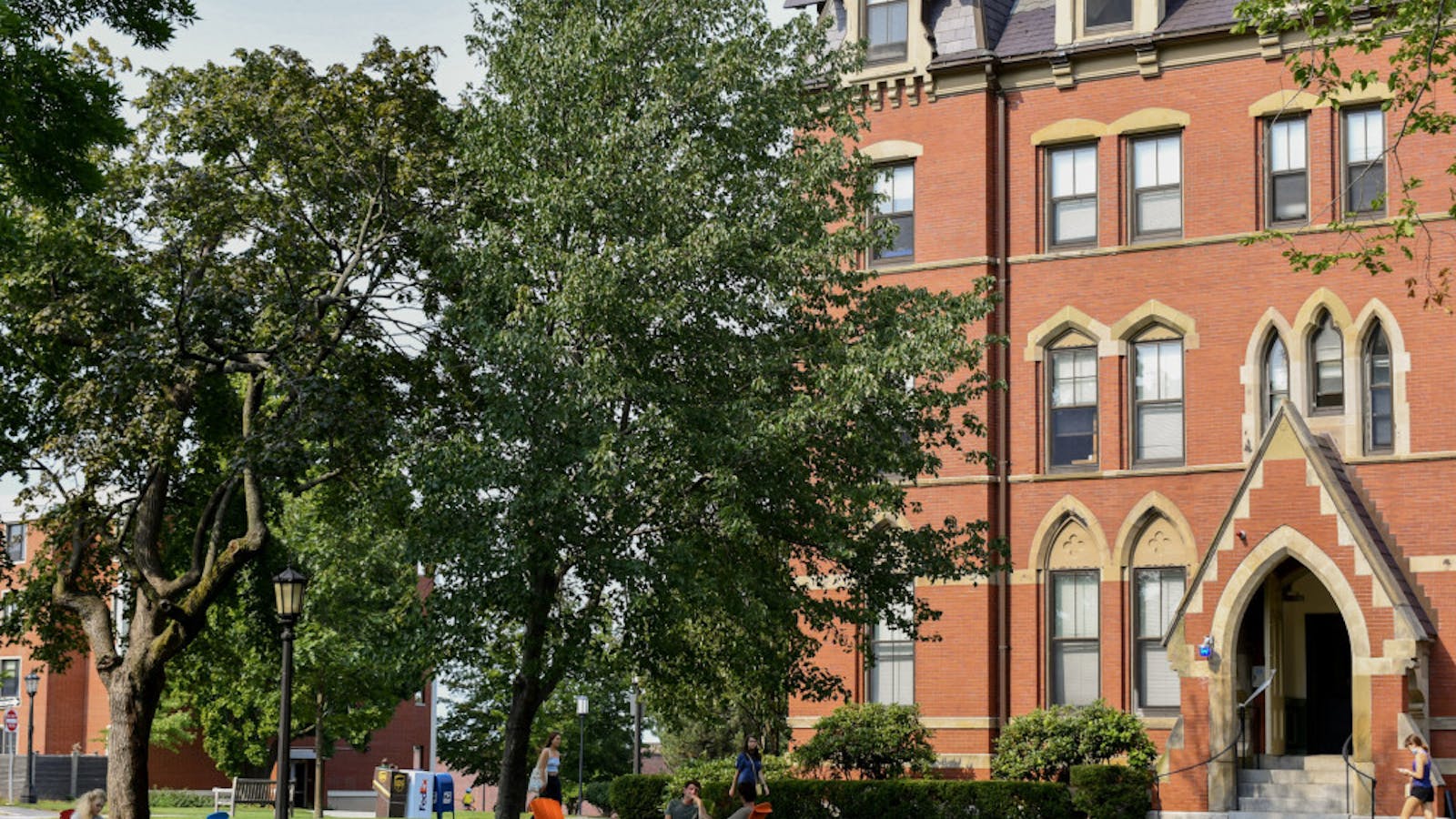 1600x900 Tufts As An Anti Racist Institution, Part 1: Students, Administrators And University Staff Discuss What 'anti Racism' Means At Tufts Tufts Daily