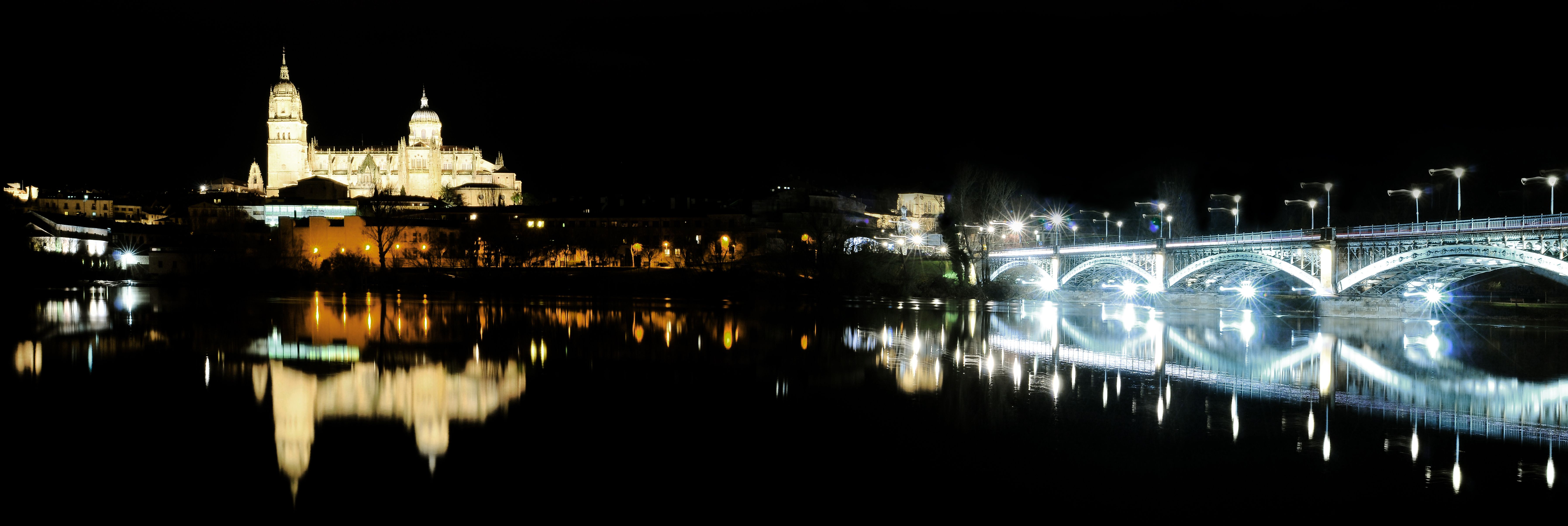 7181x2412 Salamanca noche