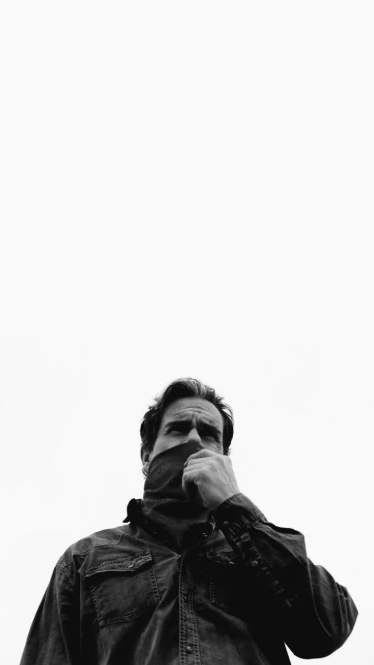 736x1308 Lalo Salamanca Phone Background