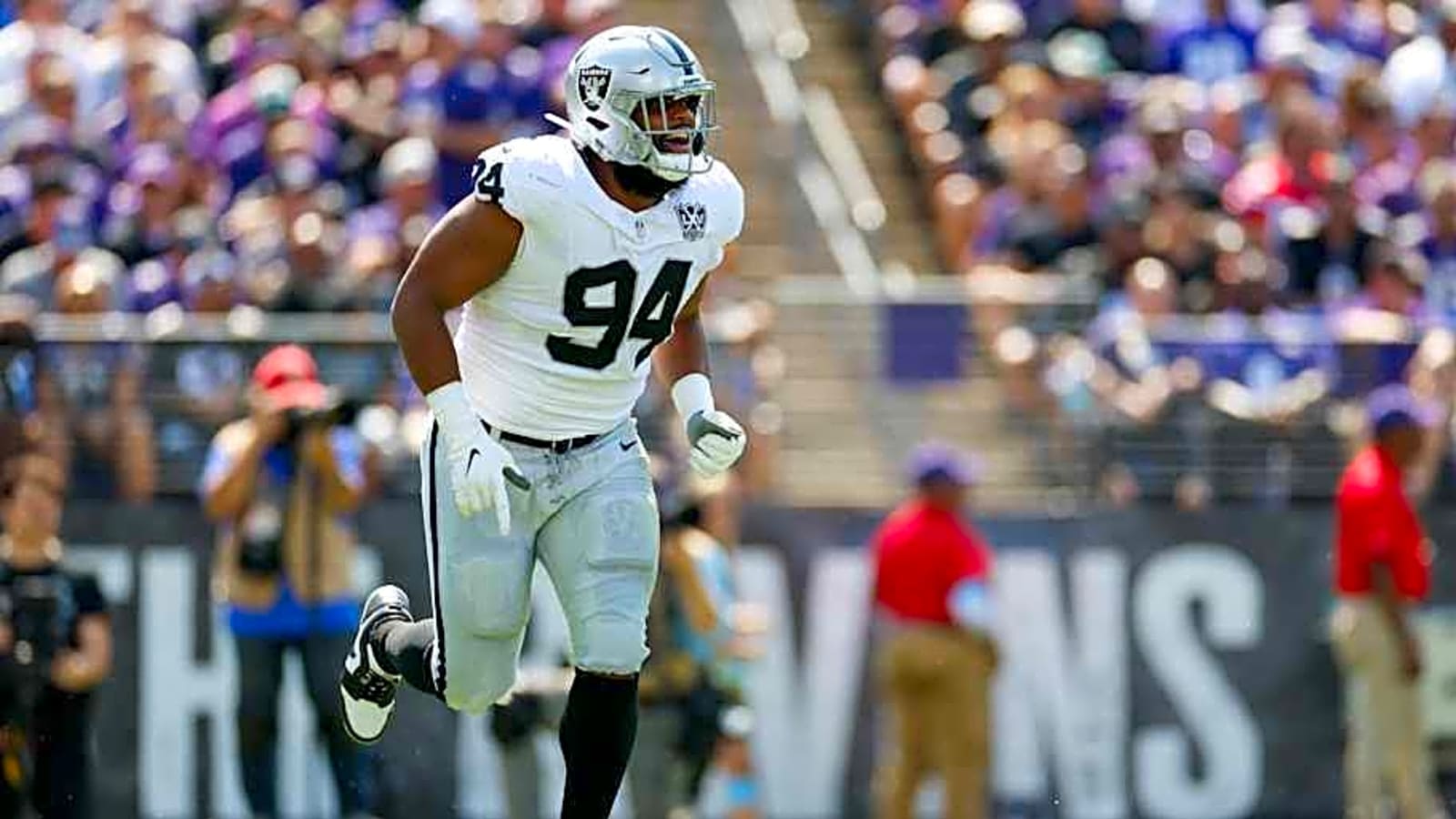 1600x900 Chiefs could solve deadline dilemma by taking a wild Christian Wilkins swing