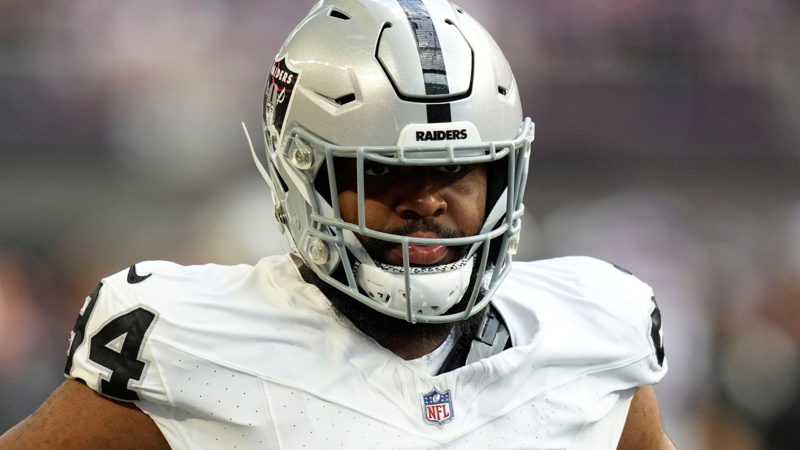 2560x1440 Raiders release Christian Wilkins over recovery plan for broken foot