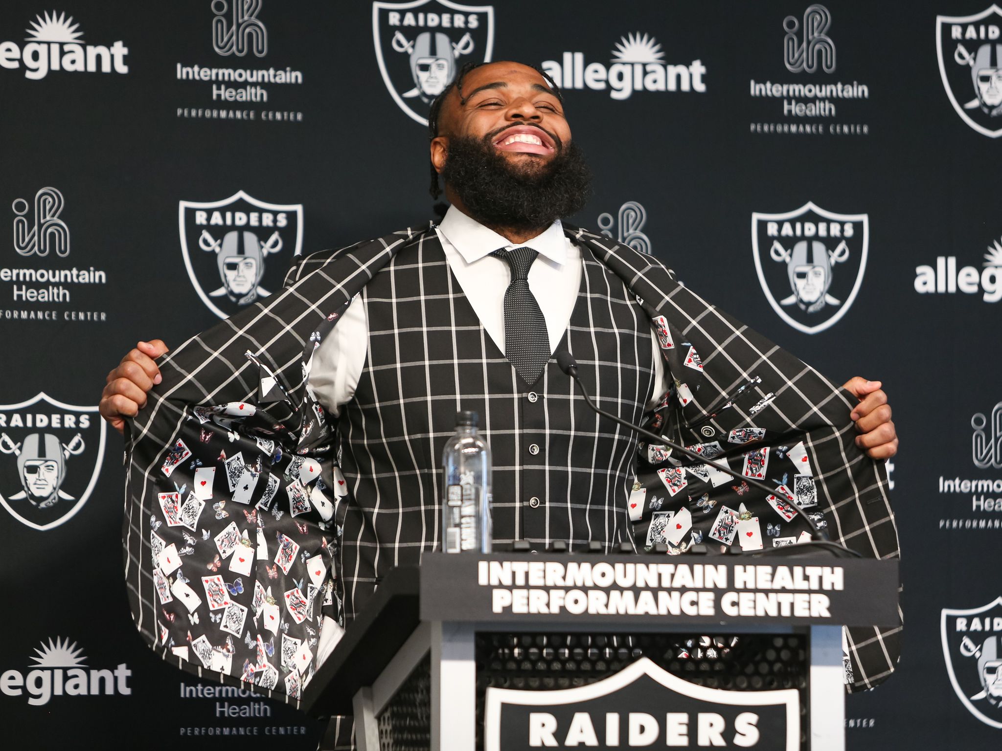 2048x1536 New Raiders DT Christian Wilkins