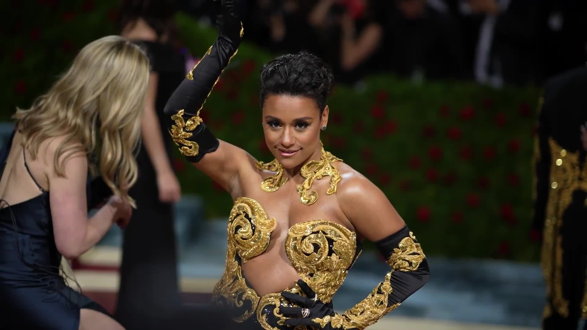 1920x1080 From Sketch to Dress, This Is How Ariana DeBose’s Met Gala Gown Came to Life