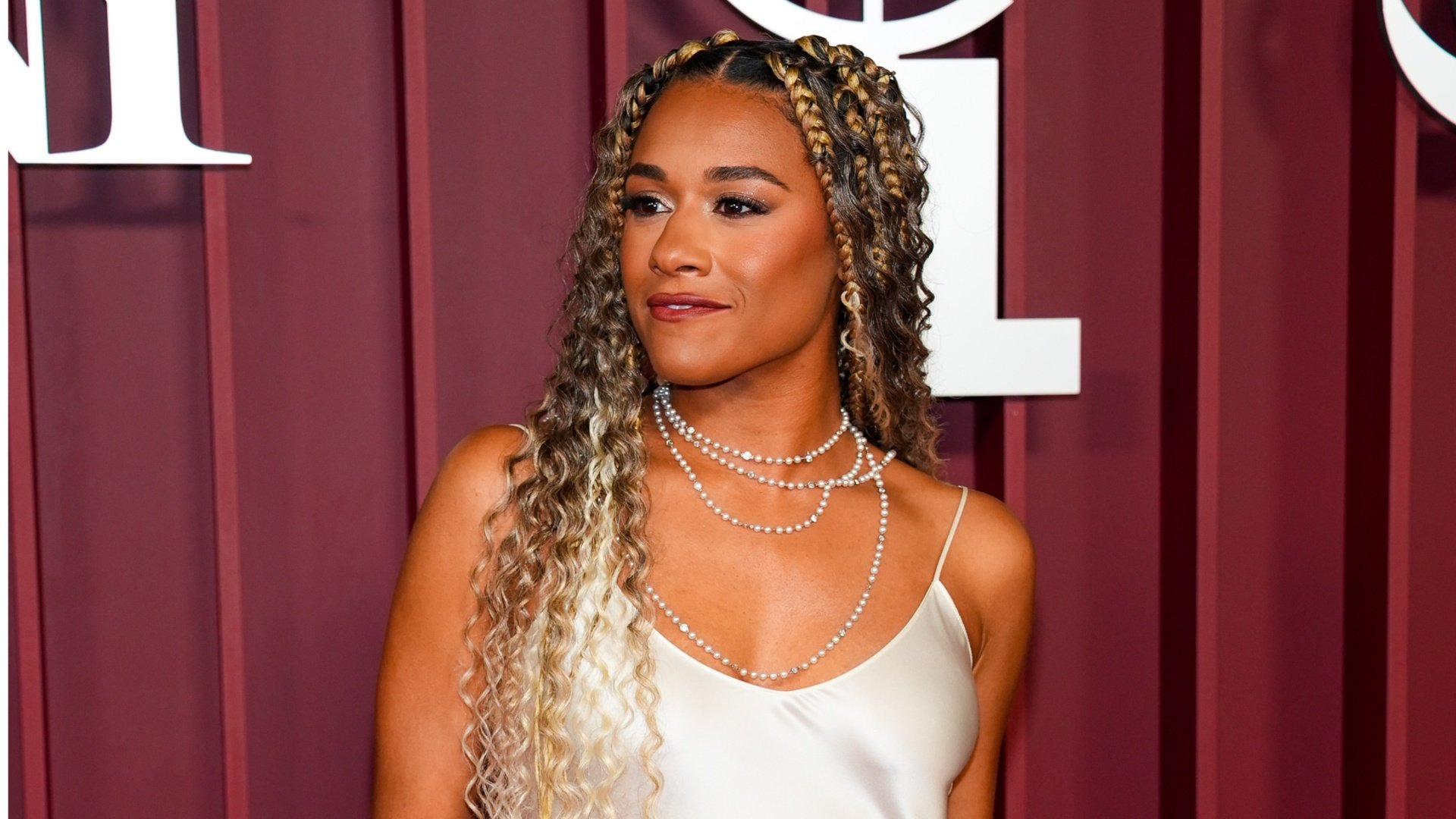 1920x1080 Ariana DeBose Shares Heartbreaking Family News