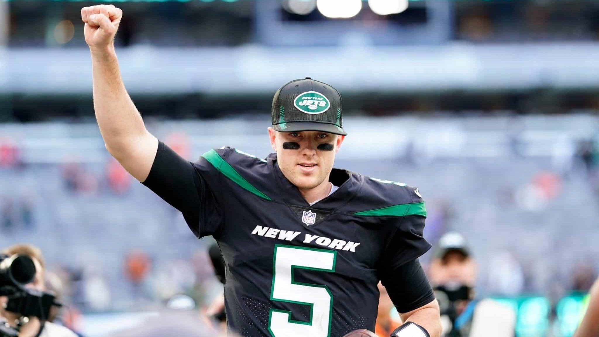 2048x1152 Jets Bears Picks, Predictions: Start Of Mike White Era?