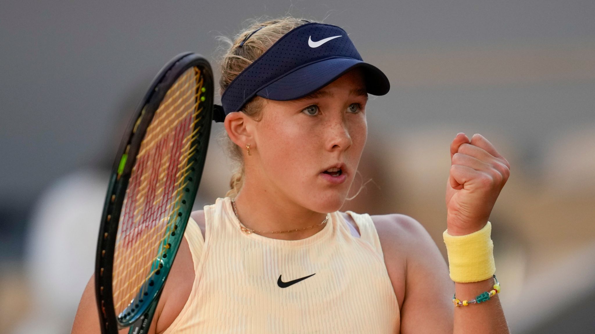 2048x1152 French Open: Mirra Andreeva, Stuns World No 1 Aryna Sabalenka To Reach First Grand Slam Semi Final