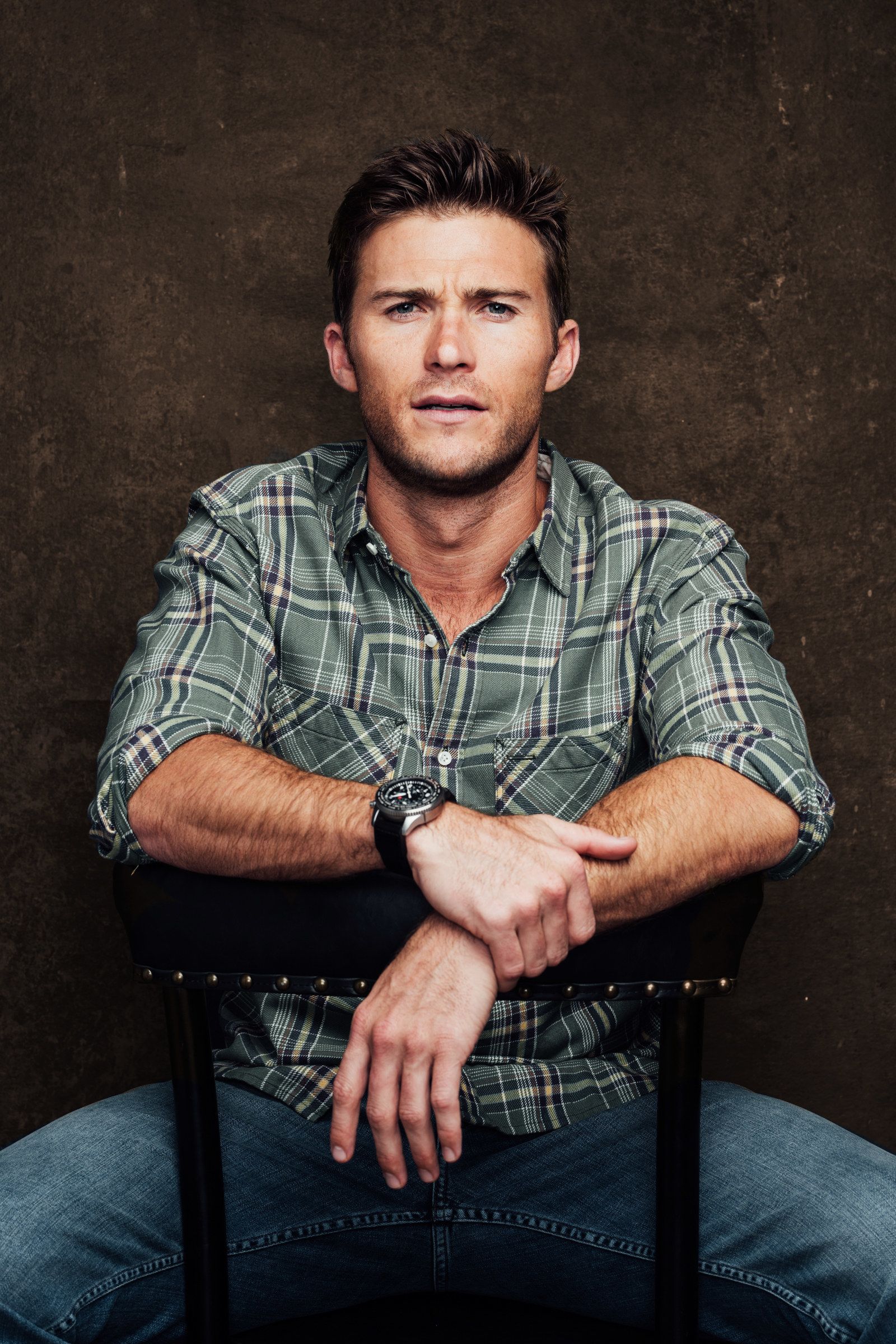 1600x2400 Things We Learned On Set With Scott Eastwood