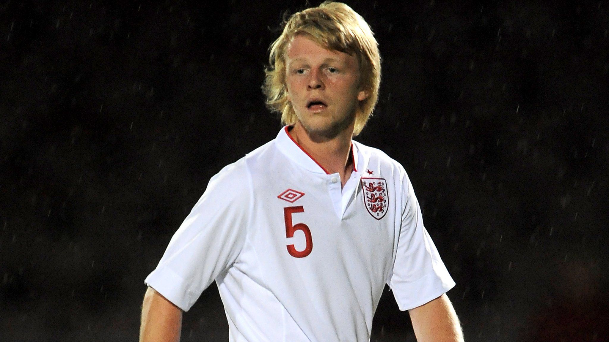 2048x1152 Max Clark: Cambridge United Sign Hull City Left Back On Loan