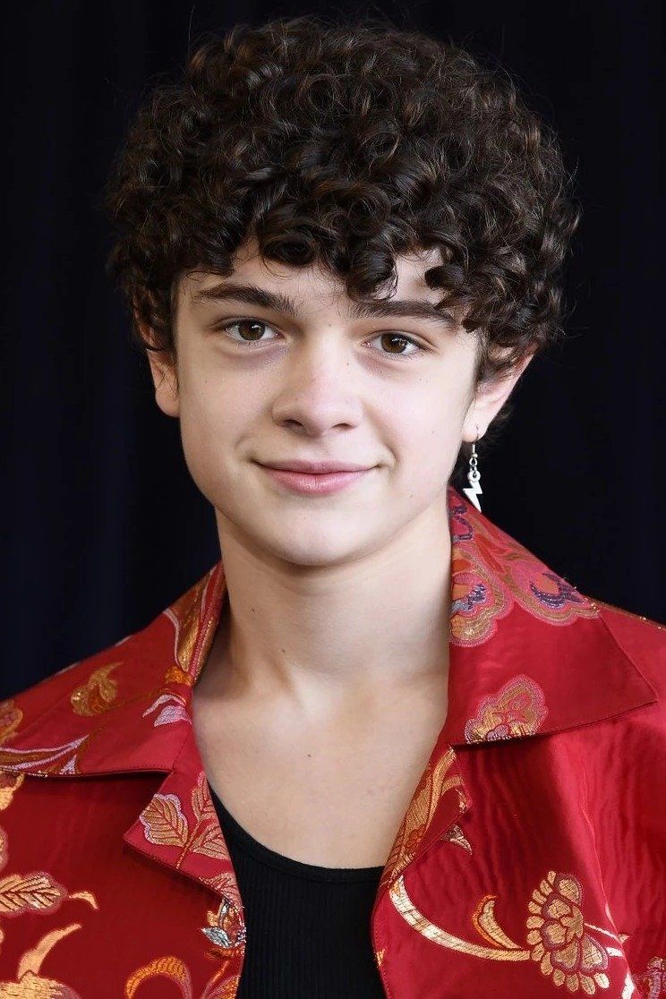 744x1116 Noah Jupe Image