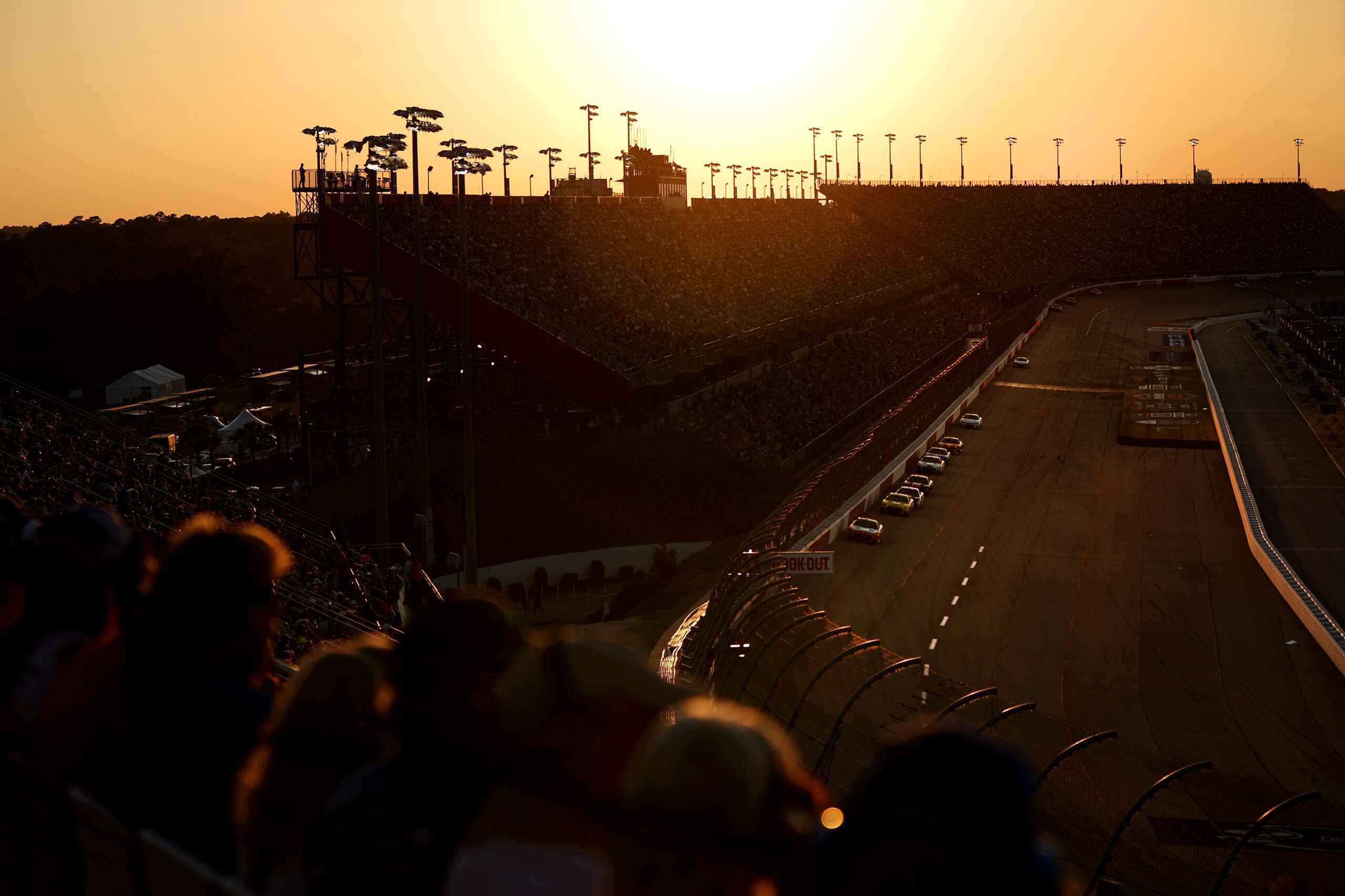 2560x1707 Darlington NASCAR Weekend Primer: TV Schedule, Race Info, Entry Lists, and More