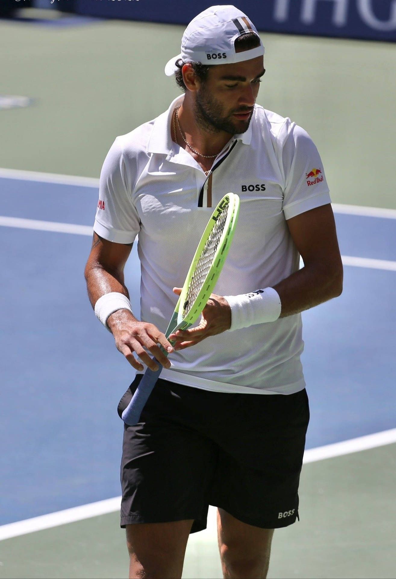 1315x1920 Download Matteo Berrettini Ace of Tennis Wallpaper