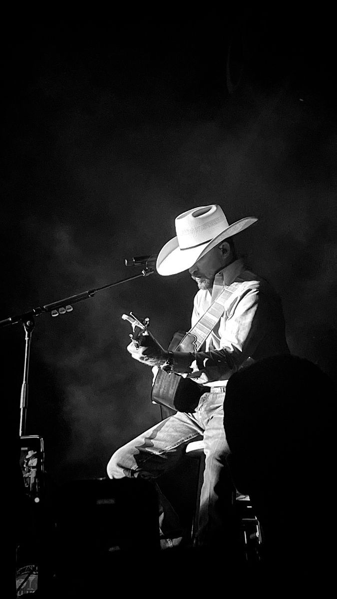 675x1200 Cody Johnson