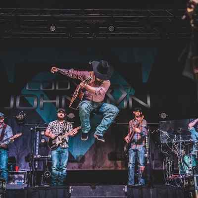400x400 Cody Johnson with special guest Randy Houser & Ella Langley. Hits 102.7