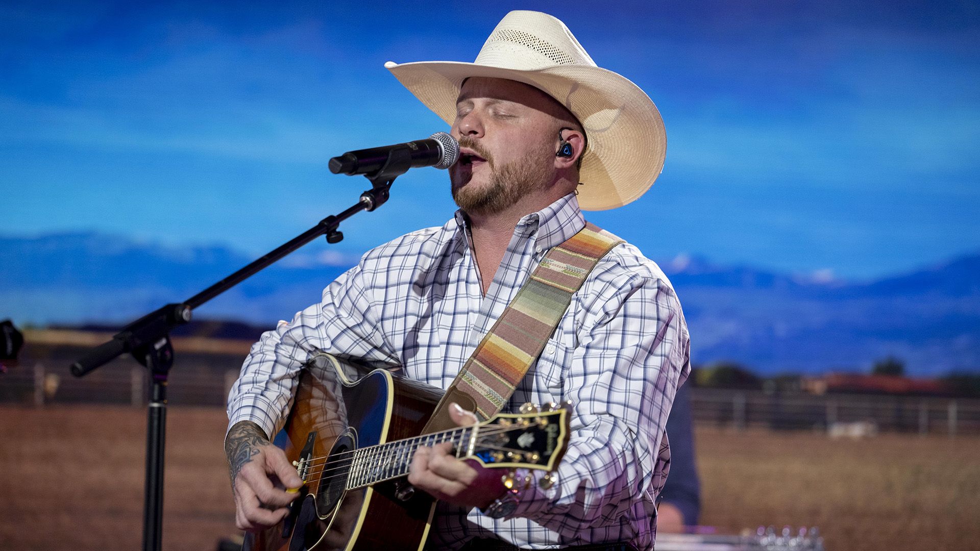 1920x1080 Country star Cody Johnson performs ‘Human’ live on TODAY