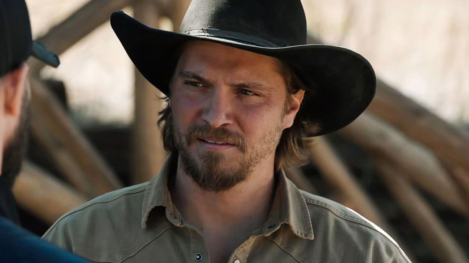 1600x900 Marshals Season 1: Who Is Luke Grimes in the Yellowstone Spin Off?