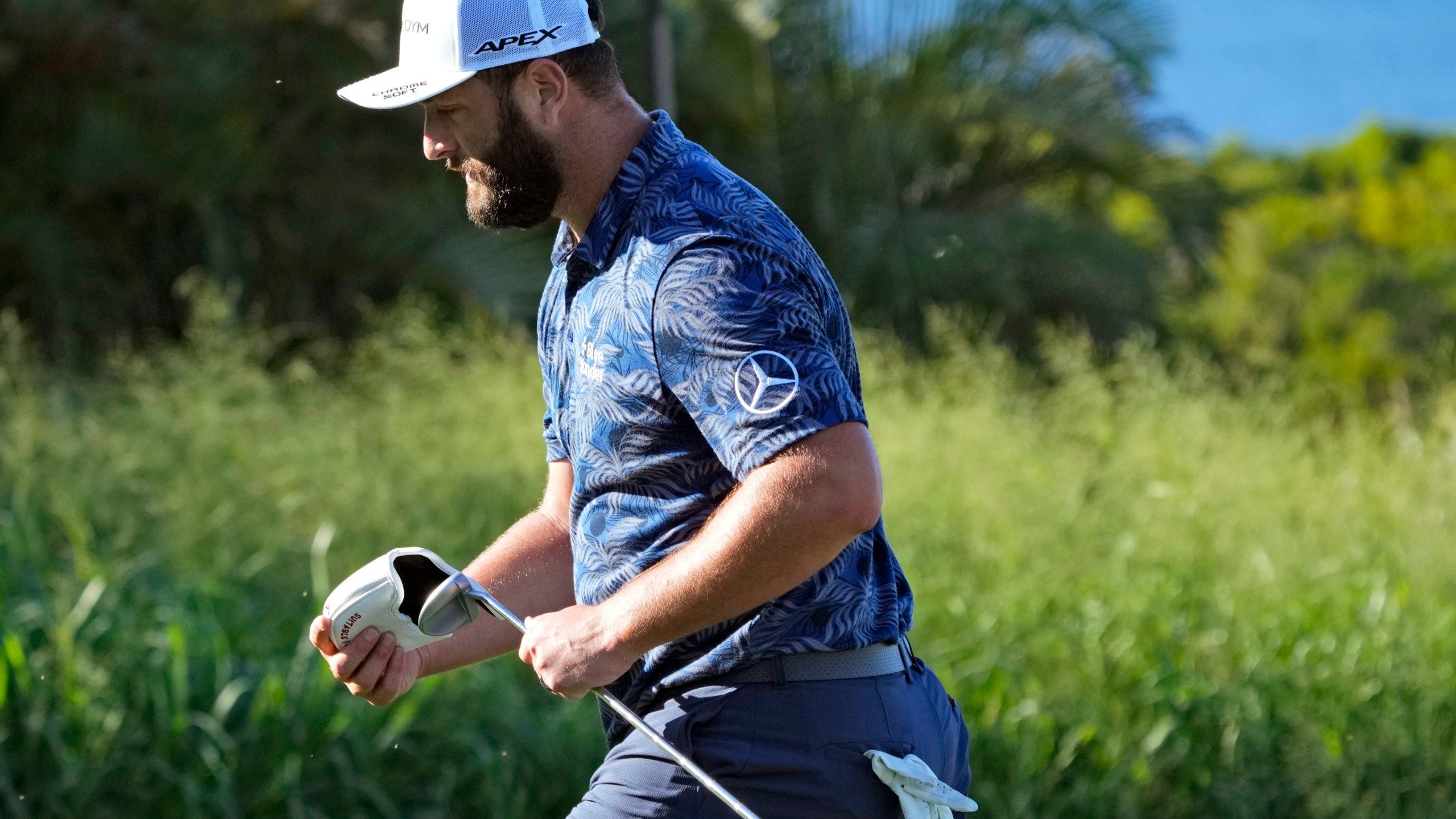 2560x1440 Rahm shares lead at Kapalua amid more low scoring on Maui. KRQE News 13