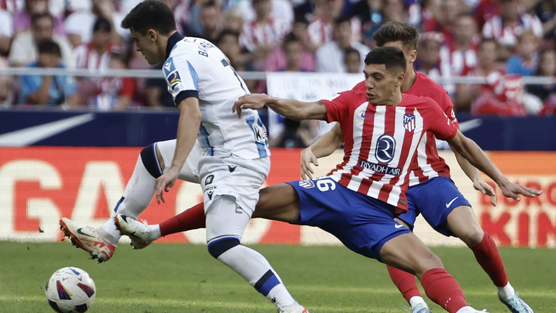 1920x1080 Atlético de Madrid : le nouveau golazo de Nahuel Molina face au Real