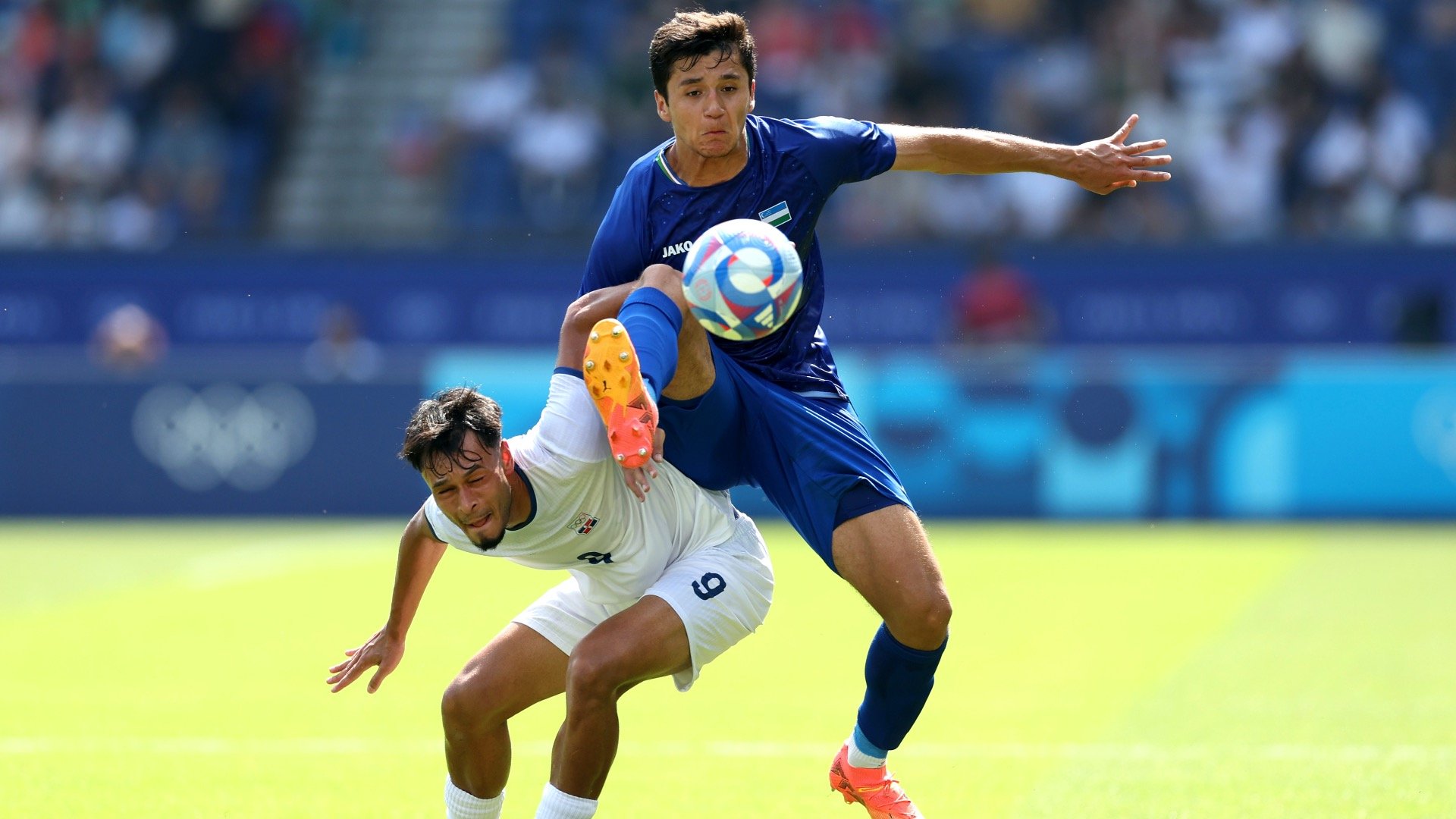 1920x1080 Leeds United Latest to Join Newcastle, Tottenham for PSG Target