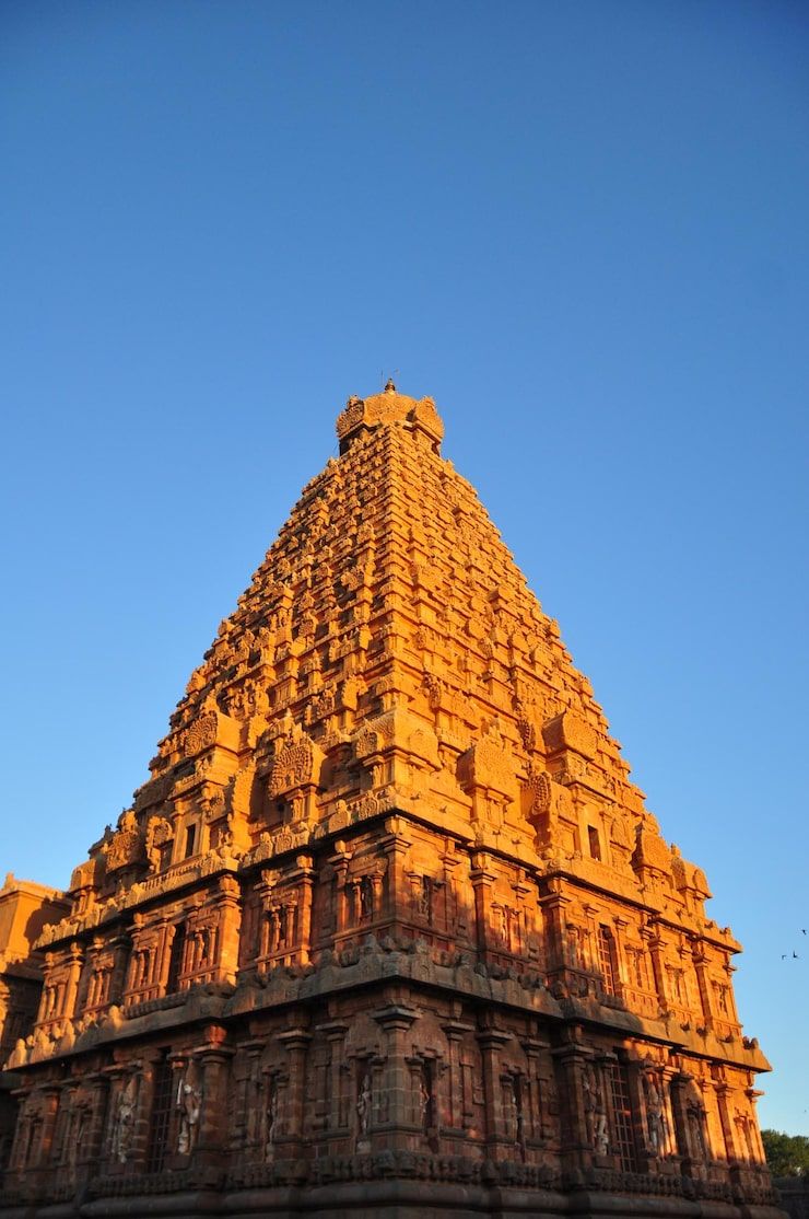 740x1114 Brihadeeswara Temple Photo Free High Quality Picture