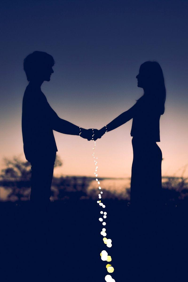 800x1200 Download wallpaper 800x1200 couple, love, silhouettes, happiness
