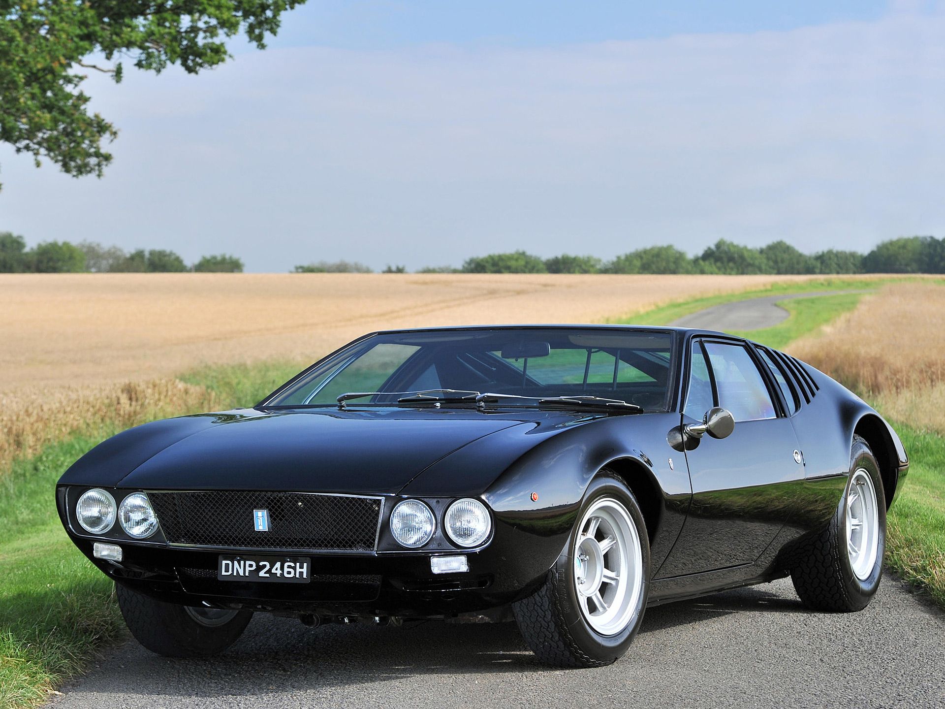 1920x1440 De Tomaso Mangusta Wallpaper
