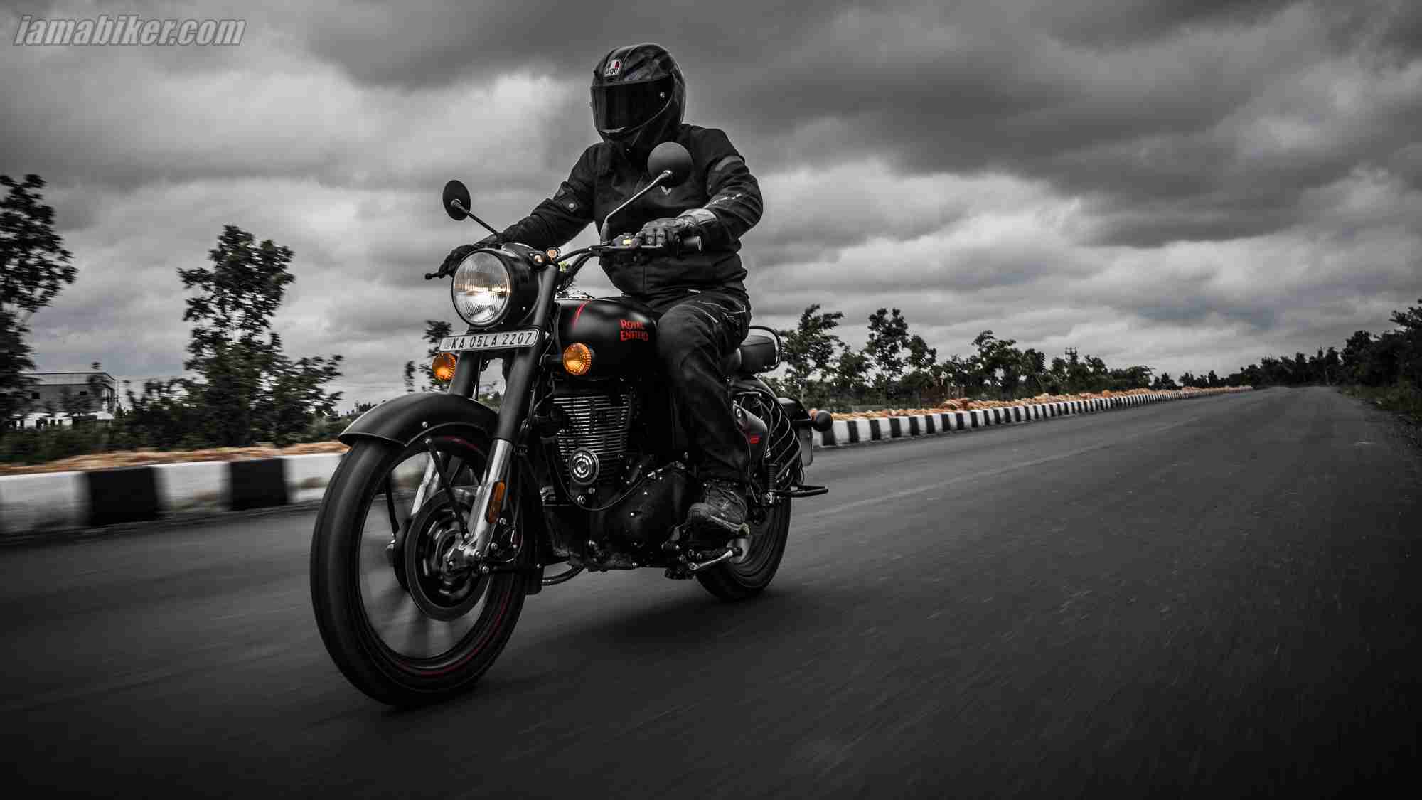 2000x1125 Royal Enfield Classic 350 BS6 Stealth Black HD wallpaper. Motorcycle News, Reviews and Knowledge Base