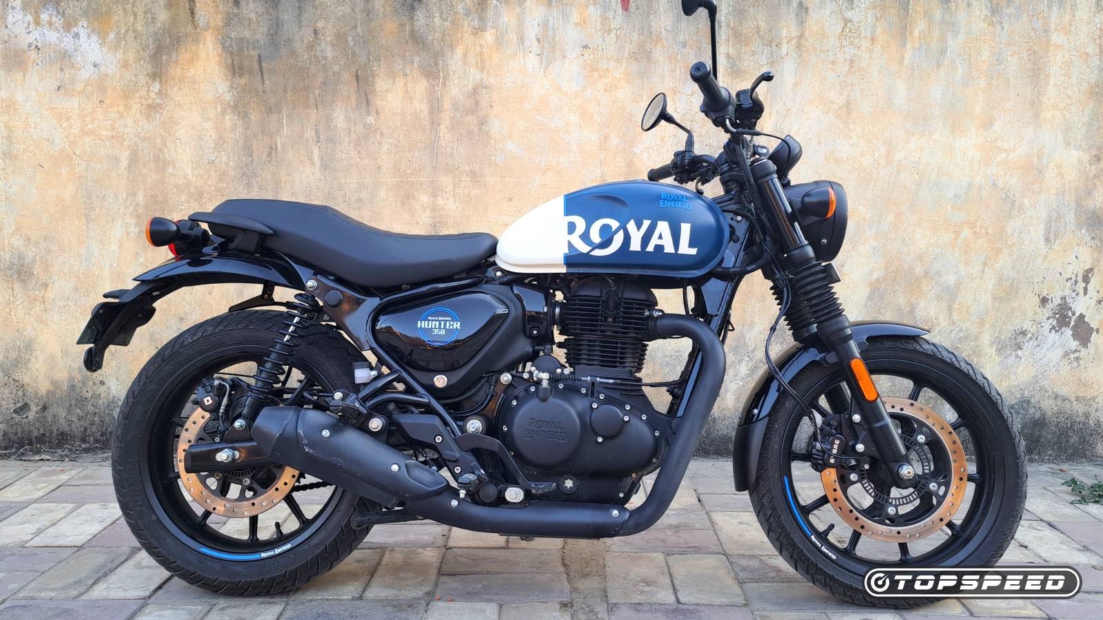 1600x900 Royal Enfield Hunter 350 Review: An Urban Roadster For Everyone