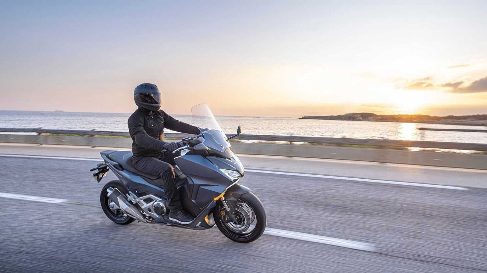 1600x900 Honda Forza 750. Two Wheeled Texans