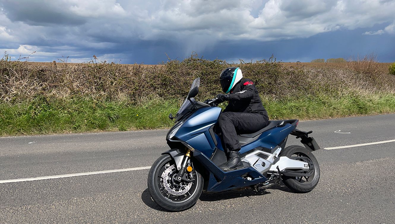 1330x755 Honda Forza 750 (2021). Maxi Scooter full road ride review