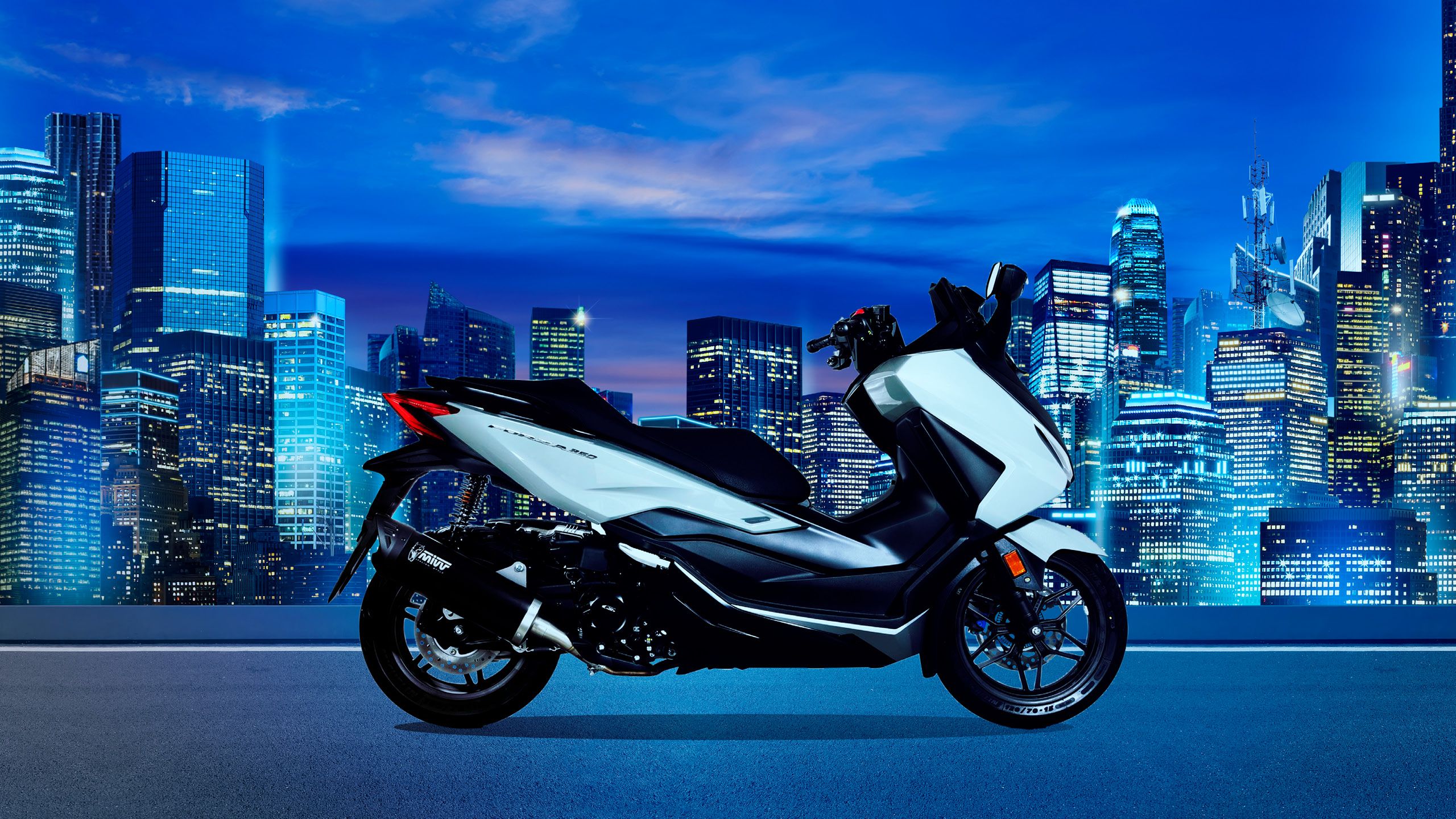 2560x1440 HONDA FORZA 350_2024_FR
