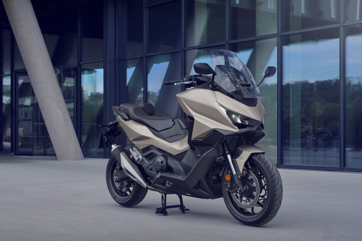1500x1000 Honda Forza 750 Evolves With New Design And More On Board Technology