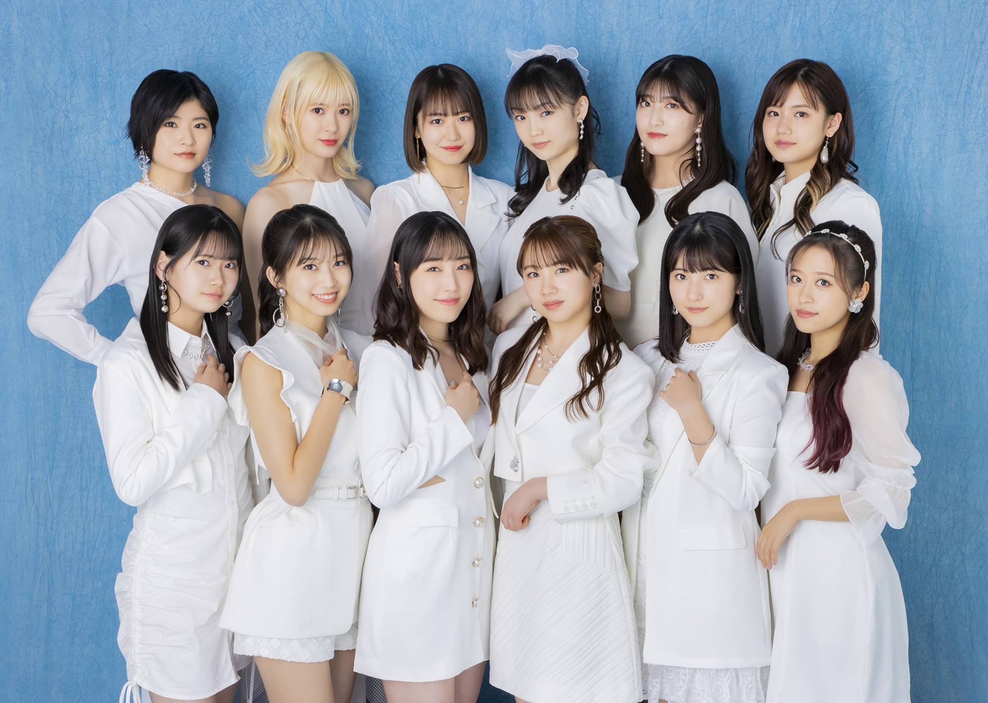 1920x1367 Morning Musume Wallpaper