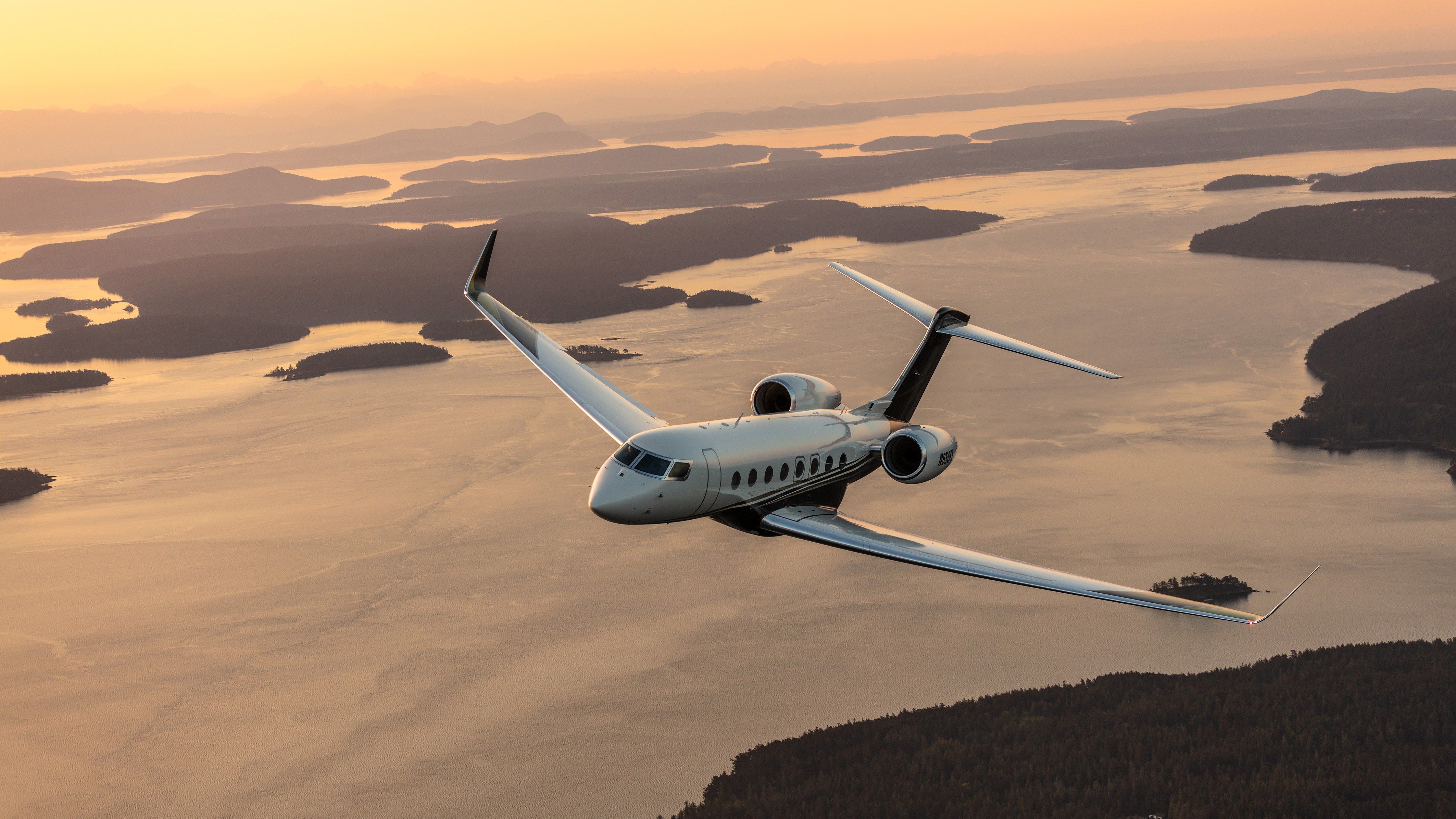 4252x2392 Step inside the ultimate private jets