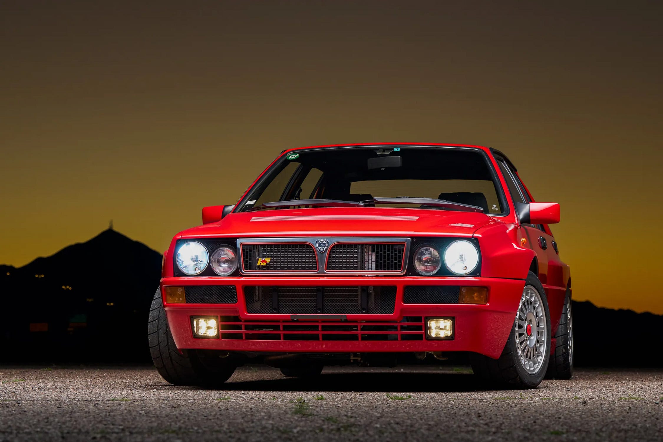 2250x1500 Ralph Gilles's Lancia Delta Integrale Is on Bring a Trailer