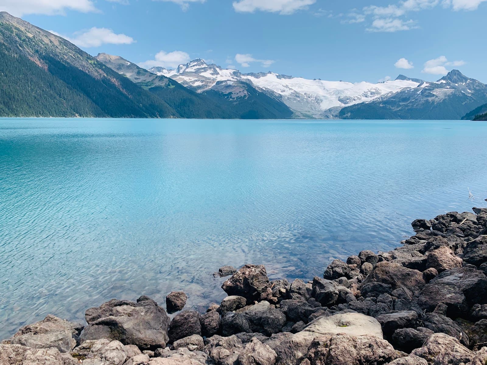 1600x1200 Garibaldi Lake Vancouver (2026)