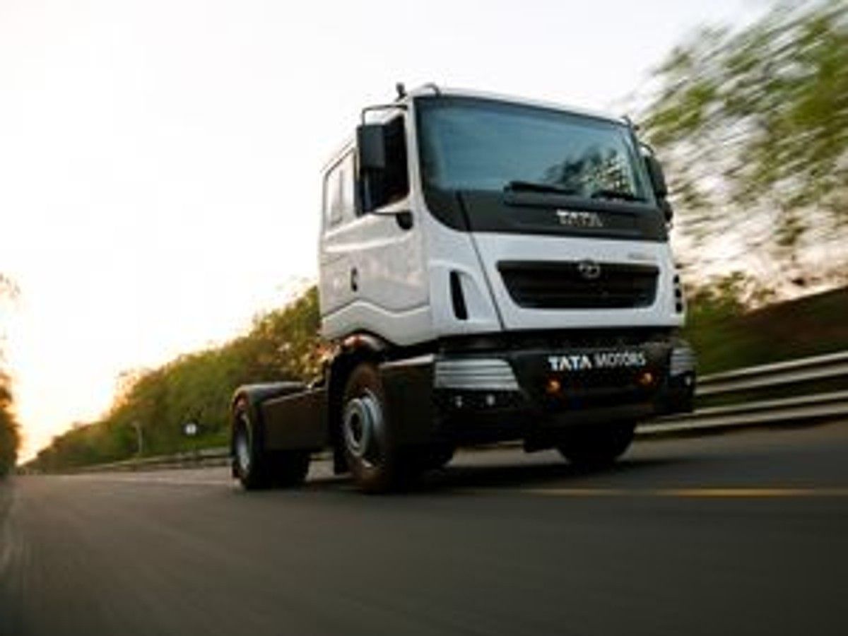 1200x900 Tata T1 Prima Race Truck: Review