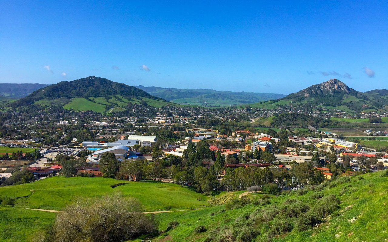 1280x800 San Luis Obispo. California Wine Country Guide