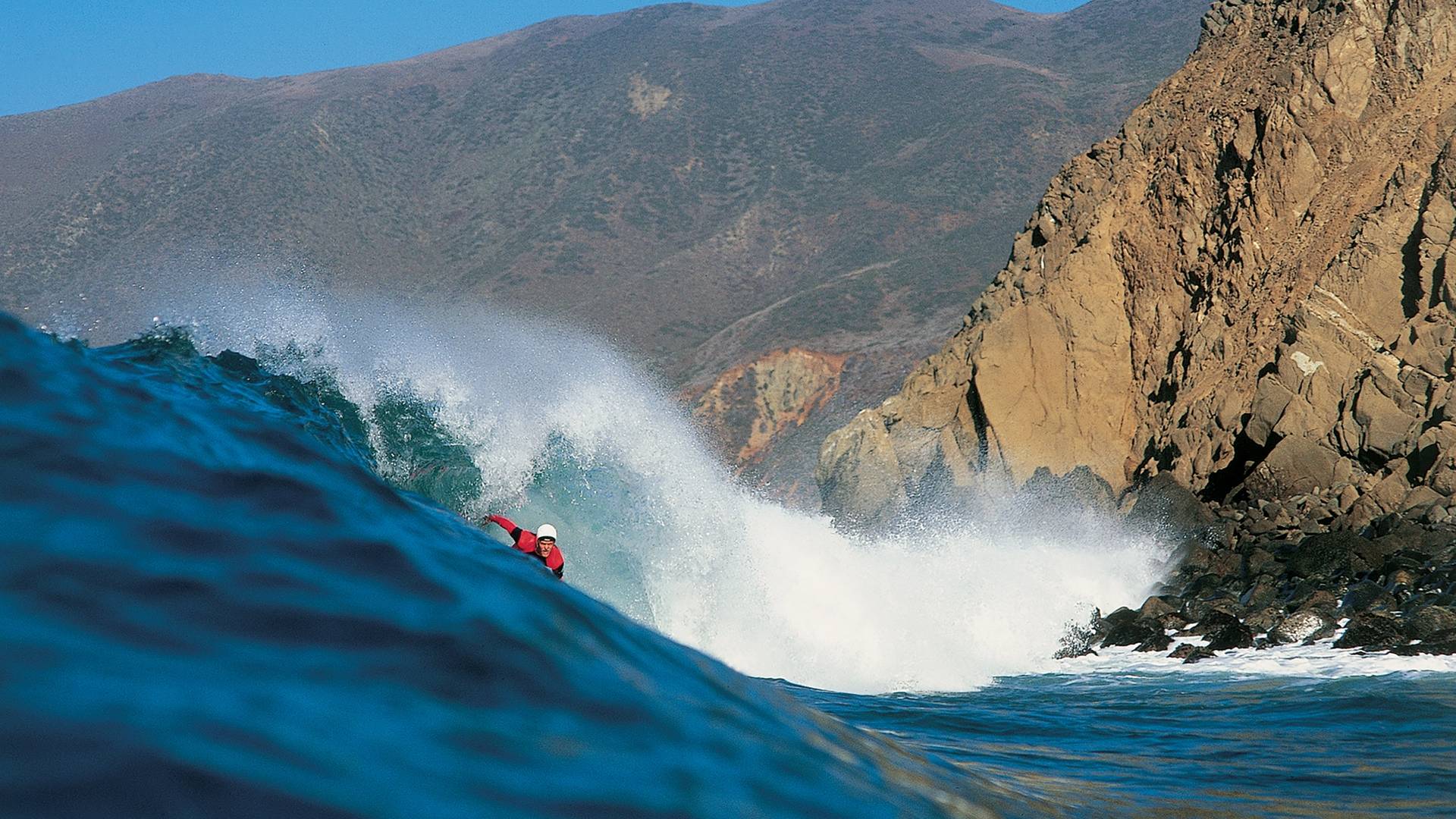 1920x1080 Surfing in San Luis Obispo, Central California, USA