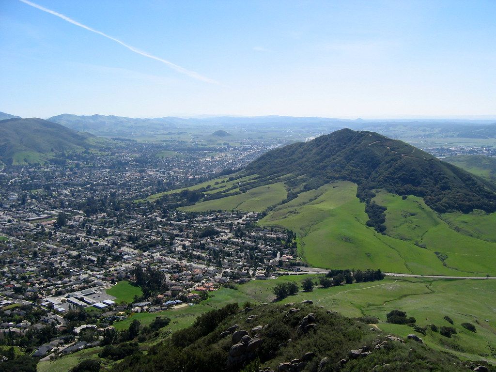 1024x768 Cerro San Luis, San Luis Obispo, California. San Luis Obisp