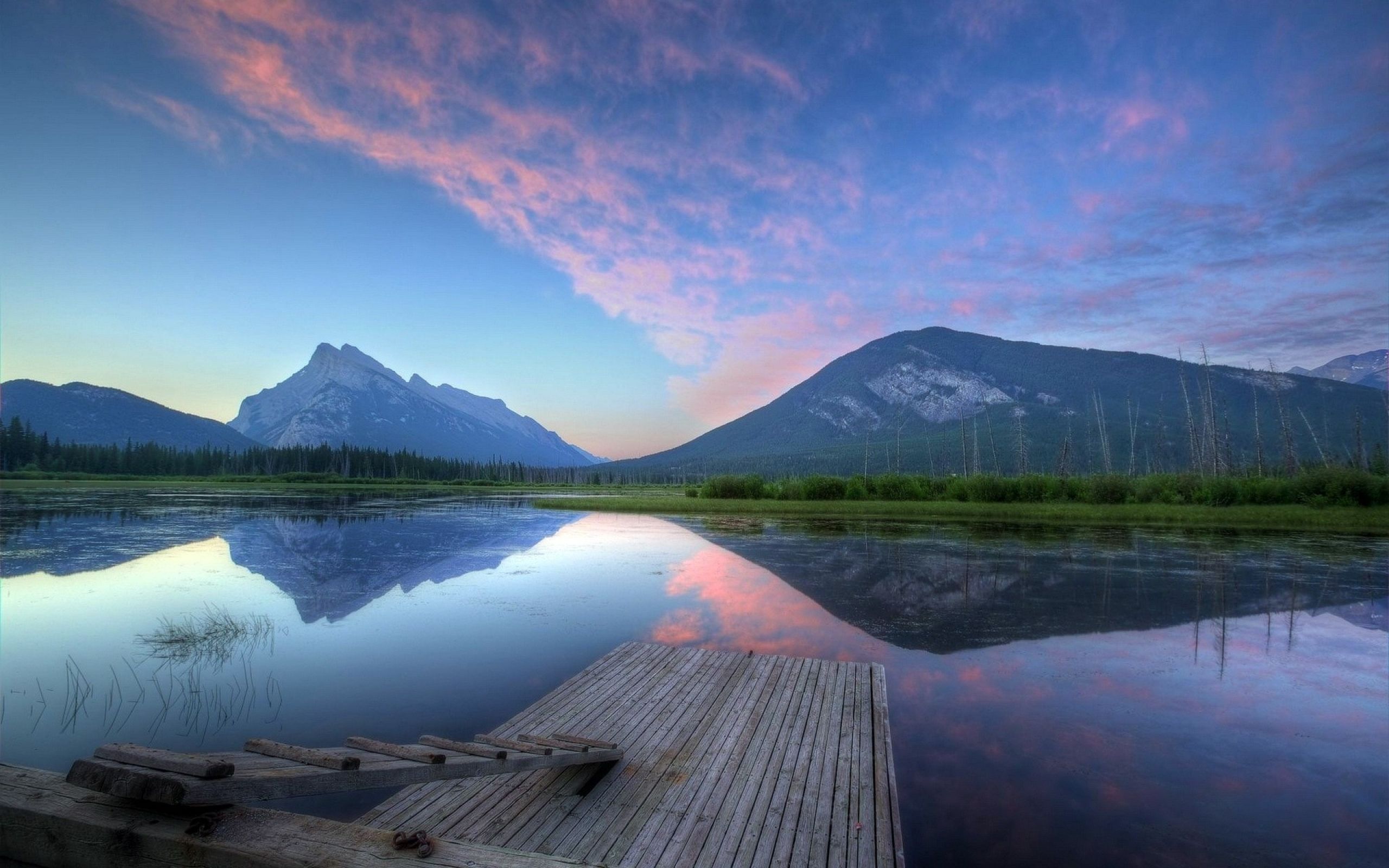 2560x1600 Wallpaper Brown Wooden Dock on Lake During Daytime, Background Free Image