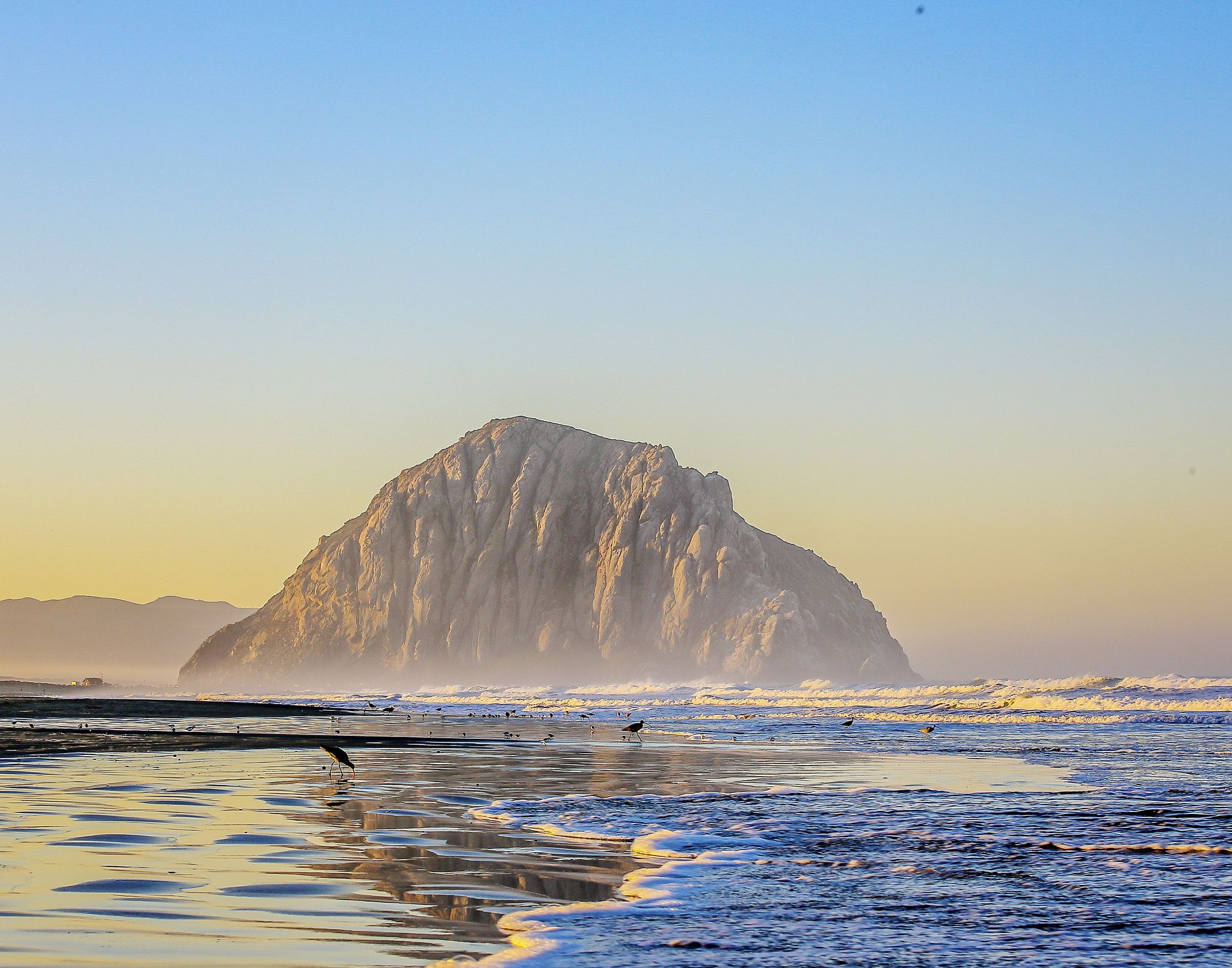 2048x1609 Morro Rock In The Morning.jpeg