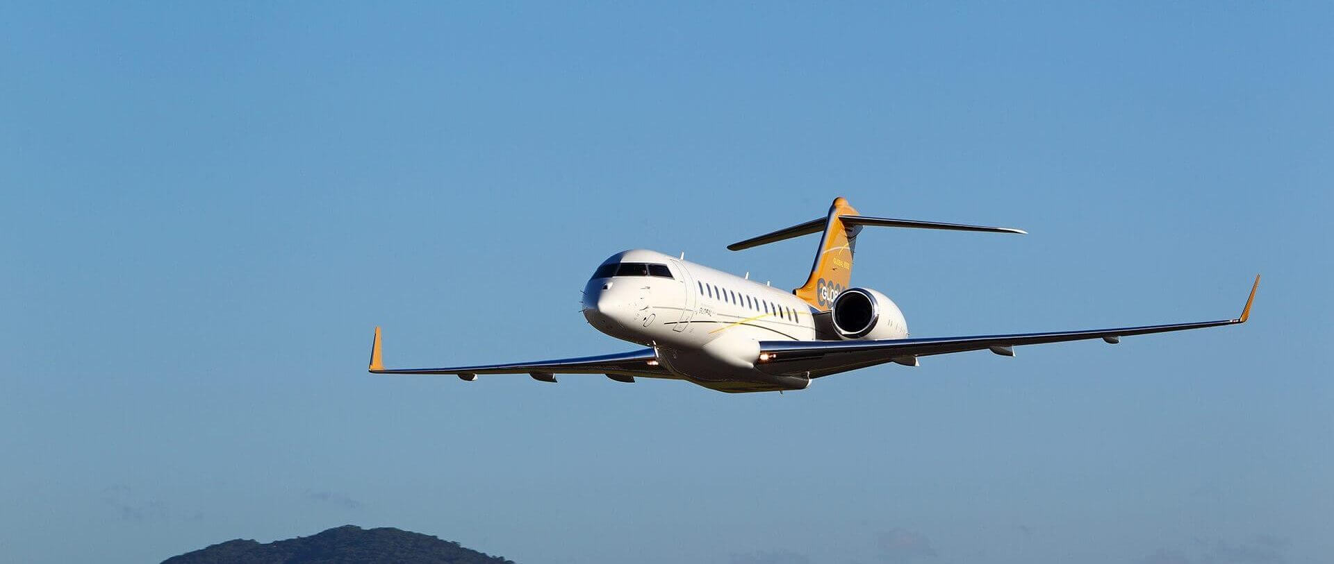 1920x813 Bombardier Global 6000. Private Jet Aircraft Guide. Chapman Freeborn Airchartering