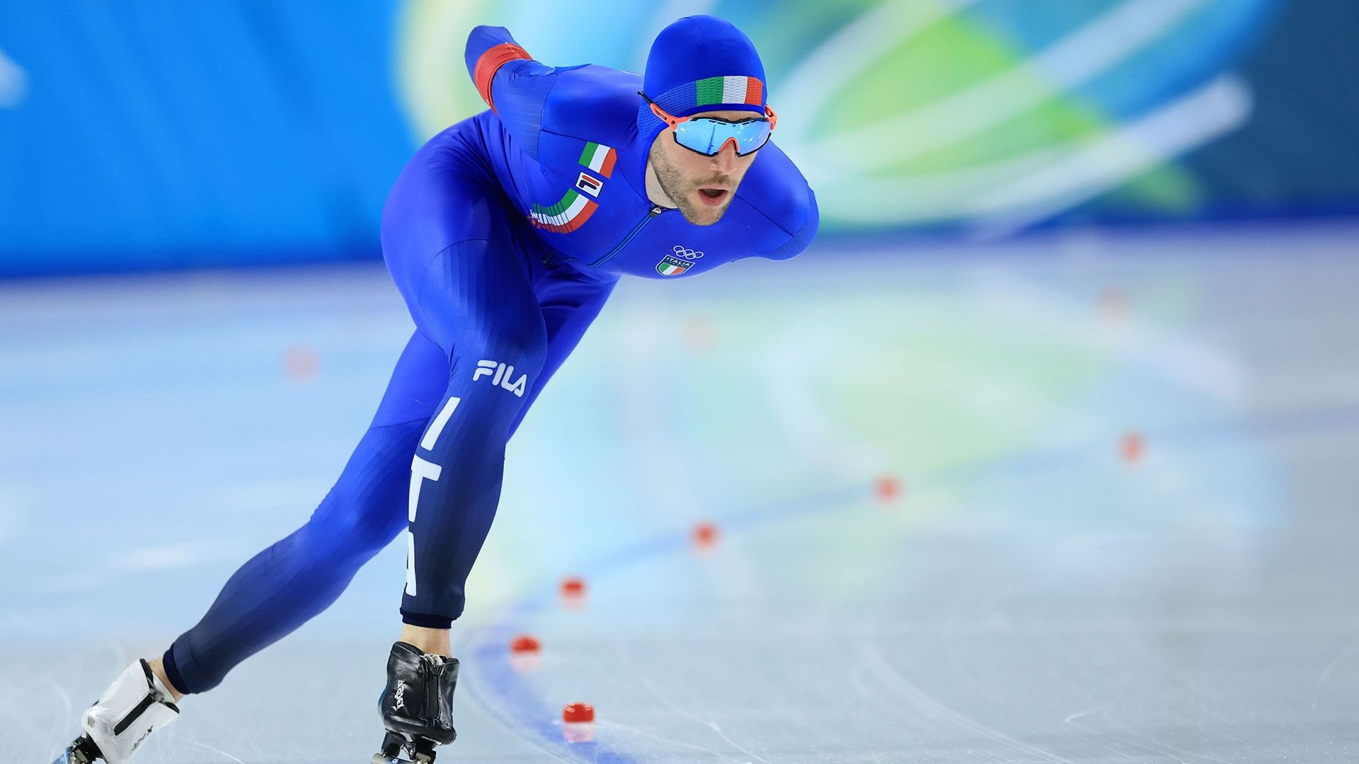 1920x1080 Italy's Davide Ghiotto leads packed 000m lineup